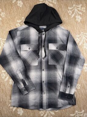 Trinity Coast Black & Gray Plaid Hooded Shirt Jacket
